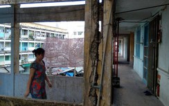 Dân nơm nớp sống trong chung cư "nghìn cân treo sợi tóc"