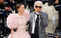 Karl Lagerfeld, "bố già của làng thời trang" qua đời ở tuổi 85