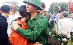 Những khoảnh khắc xúc động tại lễ tòng quân ở Nghệ An