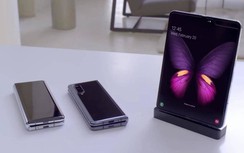 Cận cảnh Galaxy Fold màn hình gập, 6 camera giá 47 triệu đồng