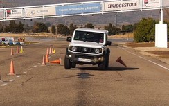 Video: Suzuki Jimny chật vật vượt qua thử nghiệm