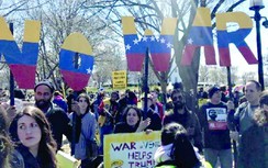 Hàng trăm người ủng hộ Tổng thống Venezuela Maduro ở Washington