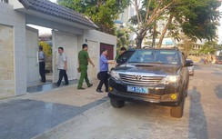 Công an có mặt tại nhà 2 cựu lãnh đạo Sở Tài chính Đà Nẵng sau khởi tố