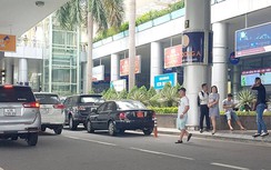 "Cuộc chiến" xe dù hoành hành sân bay Đà Nẵng