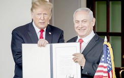 Ông Trump trao quà mơ ước cho Israel, chọc giận cả thế giới