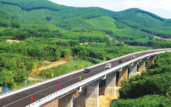 Đảm bảo ATGT trên tuyến cao tốc La Sơn - Túy Loan