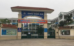 35kg thịt gà thối vào trường Chu Văn An: Ban giám hiệu "cửa đóng then cài"