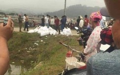 Phát hiện 1 tấn chất "lạ" vô chủ nghi ma túy ở Nghệ An