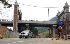 Cục QLĐB III lên tiếng việc cấp phép xây cầu vượt qua QL14G Núi Thần Tài
