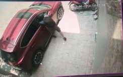 Nam thanh niên trộm đồ trong ô tô nhanh như chớp khiến chủ xe đứng hình