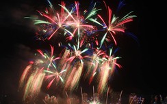 Fireworks Center Khan mang "vũ điệu nước - lửa" đến sông Hàn