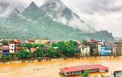 Nhiều tuyến đường ở Hà Giang sạt lở vì mưa lũ