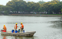 Chủ tịch Chung yêu cầu thanh tra việc mua bán chất làm sạch hồ Hà Nội