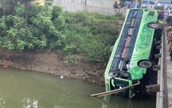 Xe khách lao xuống sông ở Thanh Hóa có còn hạn đăng kiểm?