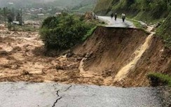 Nhiều tuyến đường bị chia cắt do mưa lũ ở Lào Cai, Lai Châu