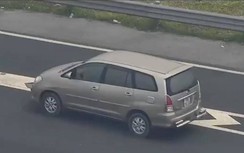 Video: Lại thêm một nữ tài xế lùi xe gây kinh hãi trên cao tốc