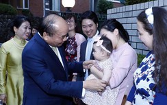 Thủ tướng thăm bà con kiều bào tại Nhật Bản trước khi rời Tokyo