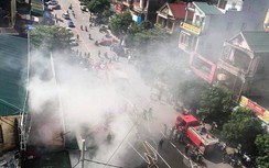 Nghệ An: Cháy chợ, hàng trăm tiểu thương lao vào cứu hàng hóa