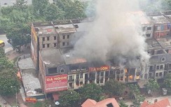 Cháy nhà hàng trong khu Thiên đường Bảo Sơn, cột khói bốc cao trăm mét