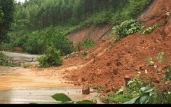Nhiều tuyến đường ở Bắc Giang vẫn bị chia cắt, thiệt hại khoảng 1 tỷ đồng