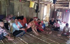 Xót xa cảnh gia đình nhiều người mất tích do lũ cuốn trôi ở Thanh Hóa