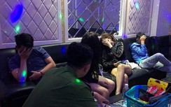 10 nam thanh, nữ tú "phê" ma túy trong quán karaoke tại Bắc Giang