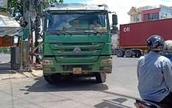 Đà Nẵng: Bất chấp lệnh cấm, xe ben, xe tải cứ đi vào đường Lê Trọng Tấn