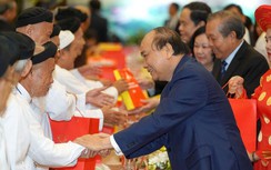 Thủ tướng Nguyễn Xuân Phúc gặp mặt chức sắc tôn giáo tiêu biểu