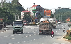 Tấp nập “xe có ngọn” vào công trường trụ sở Công an tỉnh Lạng Sơn