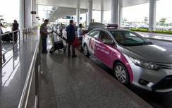 Xử lý cả trăm xe dù hoạt động tại sân bay quốc tế Nội Bài