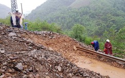 Đường Hồ Chí Minh qua huyện miền núi Quảng Trị bị sạt lở hiện ra sao?