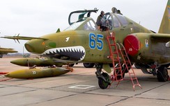 Hai phi công Su-25UB Nga đã tử vong, thi thể bị vùi trong buồng lái