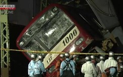 Tàu điện và xe tải đâm nhau ở Nhật Bản, hơn 30 người thương vong