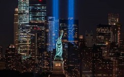 Mỹ thắp hai cột sáng ở New York tưởng niệm vụ khủng bố ngày 11/9