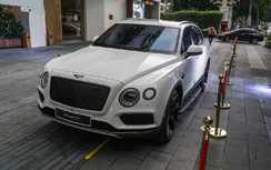 Bentley Bentayga phiên bản đặc biệt bất ngờ xuất hiện tại Hà Nội