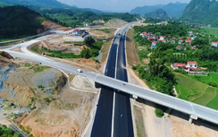 Chùm ảnh: Toàn cảnh BOT cao tốc Bắc Giang - Lạng Sơn chuẩn bị thông xe