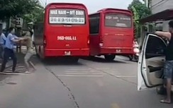 Đã làm rõ các tài xế xe khách “choảng” nhau giữa đường ở Bắc Giang