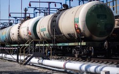 Ukraine bắt đầu nhập khẩu các sản phẩm dầu của Belarus