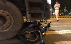 Ô tô tải cán xe máy tại ngã tư, người đàn ông tử vong tại chỗ ở Đà Nẵng
