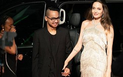 Angelina Jolie phấn khích khi hội ngộ con trai Maddox tại Nhật Bản