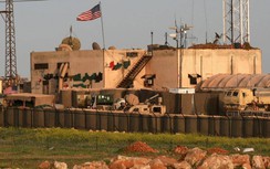 Các phóng viên Nga vào căn cứ bỏ hoang của quân đội Mỹ ở Syria