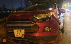 Danh tính nữ tài xế lái Ford Ecosport tông dải phân cách, cả nhà thoát chết