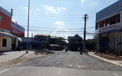 Tai nạn rình rập nút giao đường Thanh Niên vì cột điện án ngữ