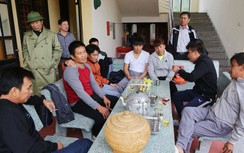Chìm tàu Thành Công 999 ở Hà Tĩnh: Sức khỏe 12 người được cứu hiện ra sao?