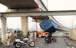 Vụ container kéo sập dầm cầu vượt: Thùng xe có được "độ" thêm?