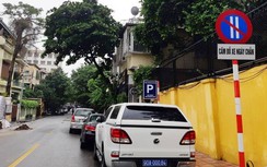 Hà Nội: Hàng trăm ô tô vi phạm đỗ xe theo ngày chẵn - lẻ bị xử lý