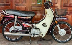 Chiêm ngưỡng Honda Dream Thái đời 2001 có giá ngang SH