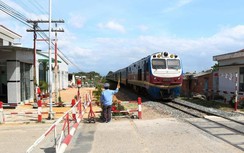Gia tăng lấn chiếm hành lang ATGT đường sắt ở Ninh Thuận