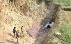 Bắc Giang: Bị tước giấy phép vẫn ngang nhiên đào hầm khai thác khoáng sản
