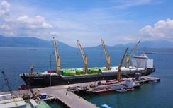 Khó nâng công suất cảng Cam Ranh do bồi lắng luồng
